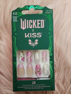 LIMITED EDITION!! Brand New KISS X WICKED False Nails-M